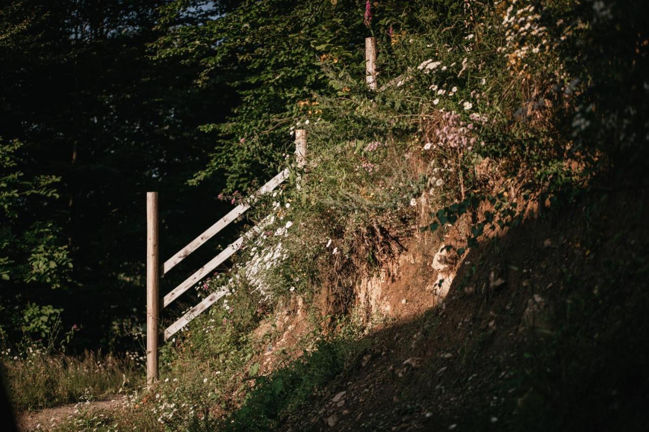 Wild Cabin Malaia Eksteriør bilde